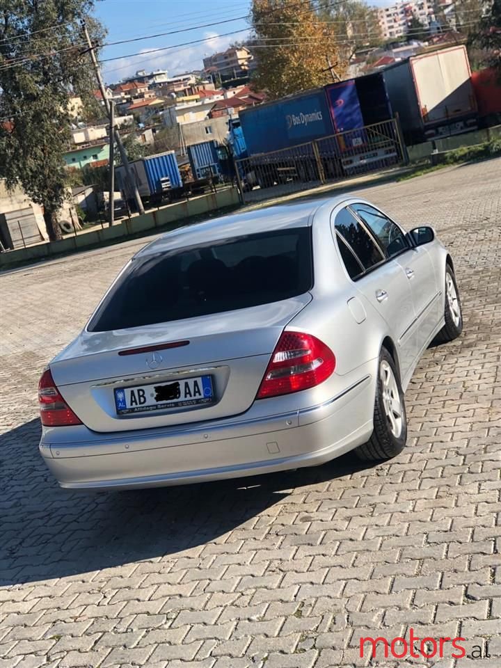 2005' Mercedes-Benz E 280 photo #3