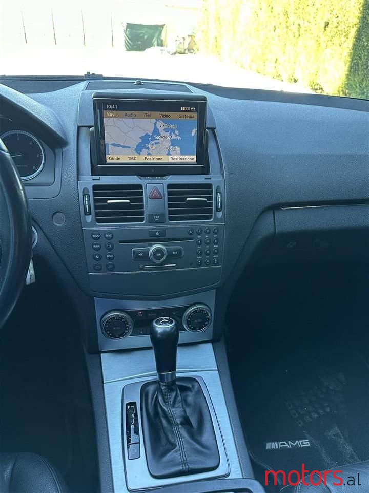 2010' Mercedes-Benz C 220 photo #3