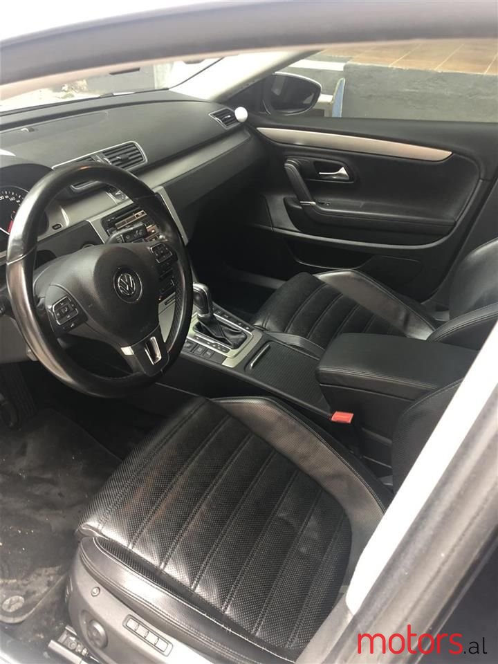 2012' Volkswagen photo #6