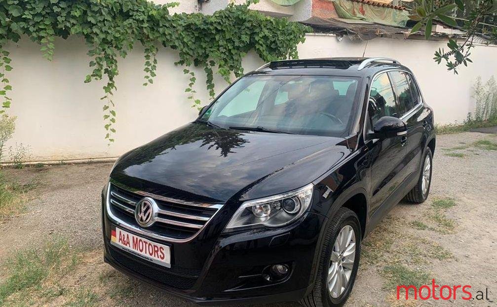 2008' Volkswagen Tiguan photo #1