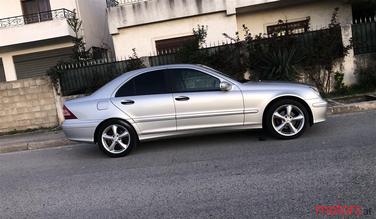 2004' Mercedes-Benz C 220 photo #5
