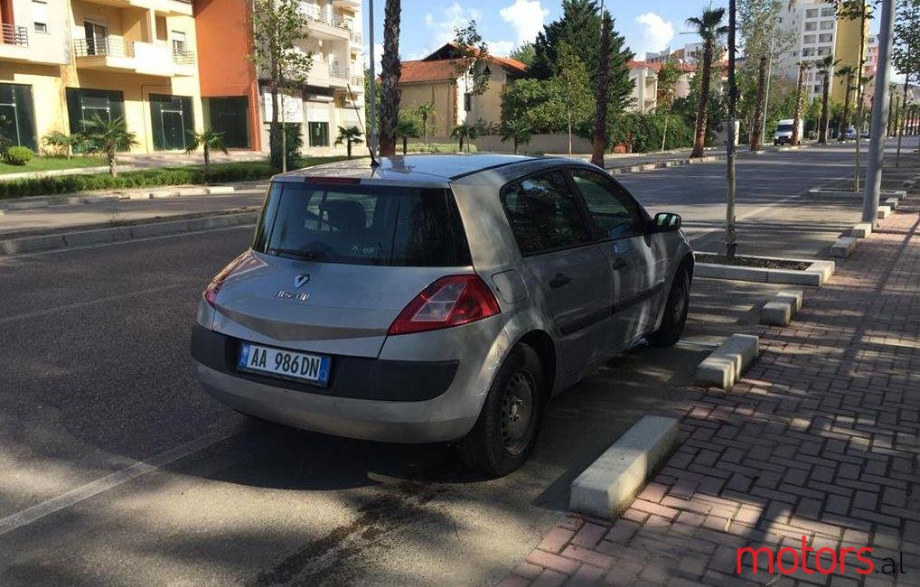 2003' Renault Megane photo #2