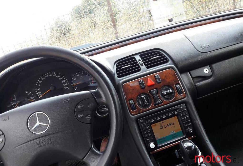 2001' Mercedes-Benz CLK 230 photo #1