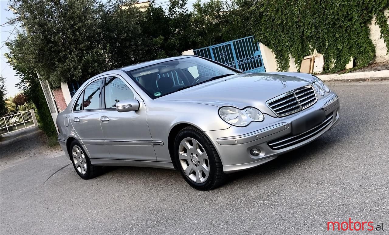 2004' Mercedes-Benz C 200 photo #1