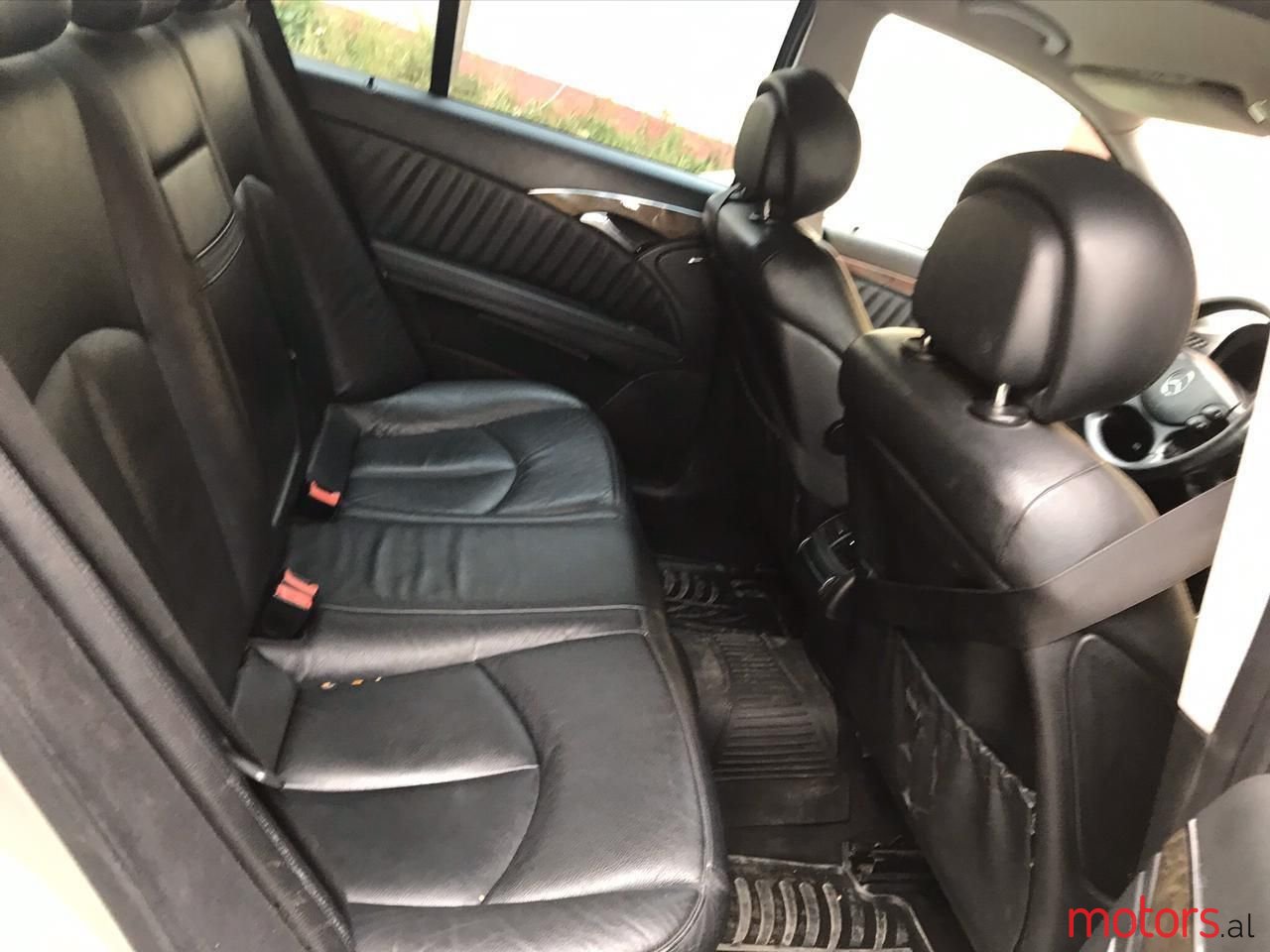 2007' Mercedes-Benz E 220 photo #5