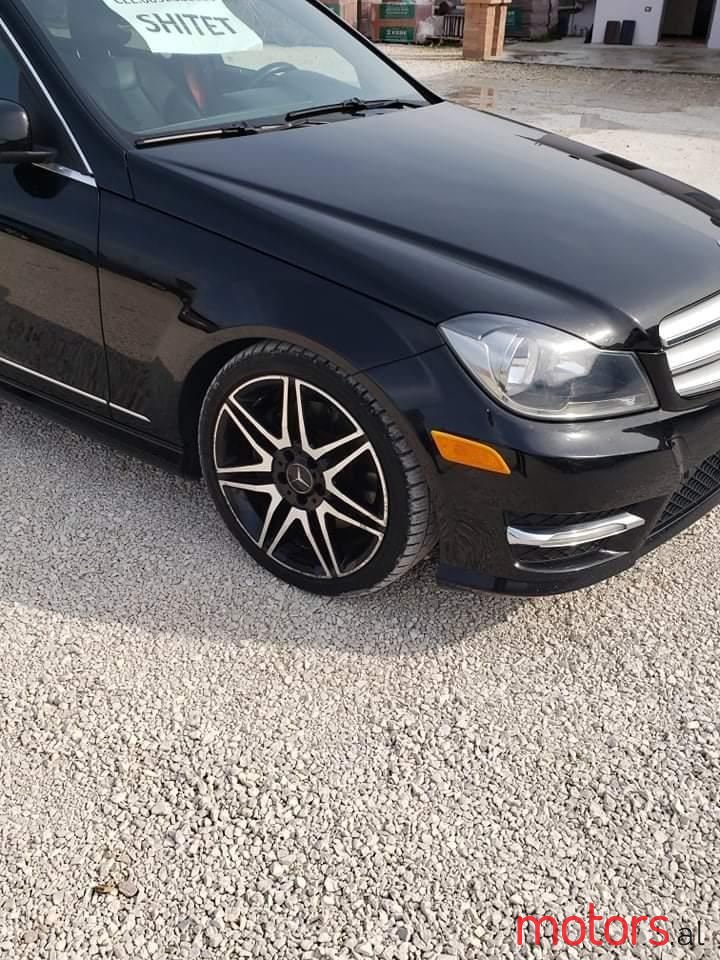 2013' Mercedes-Benz C 300 photo #6