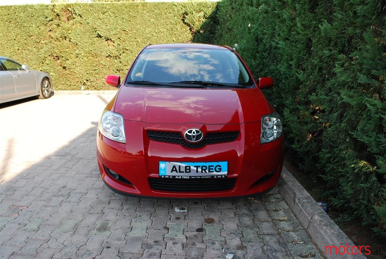 2007' Toyota Auris photo #3