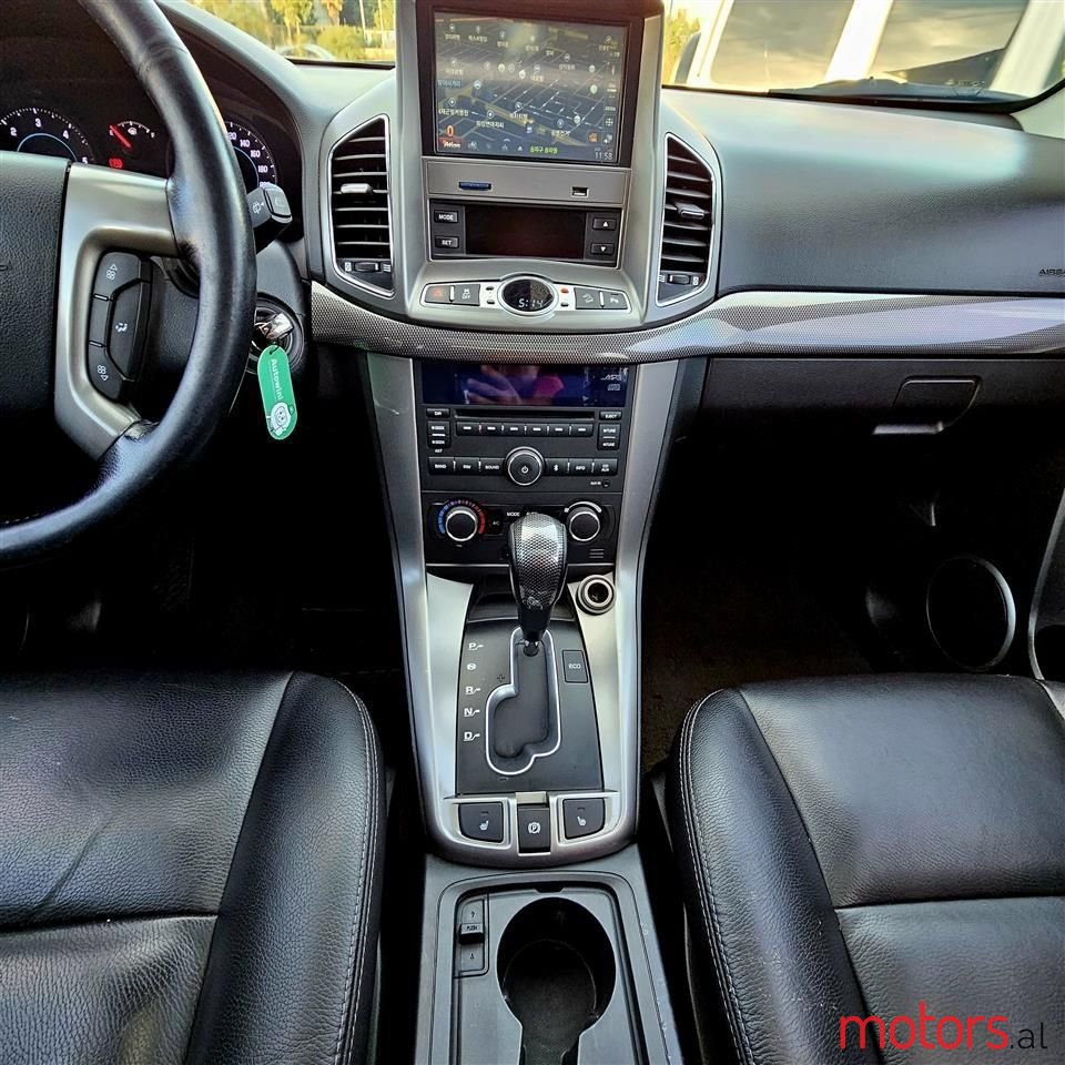 2012' Chevrolet Captiva photo #5