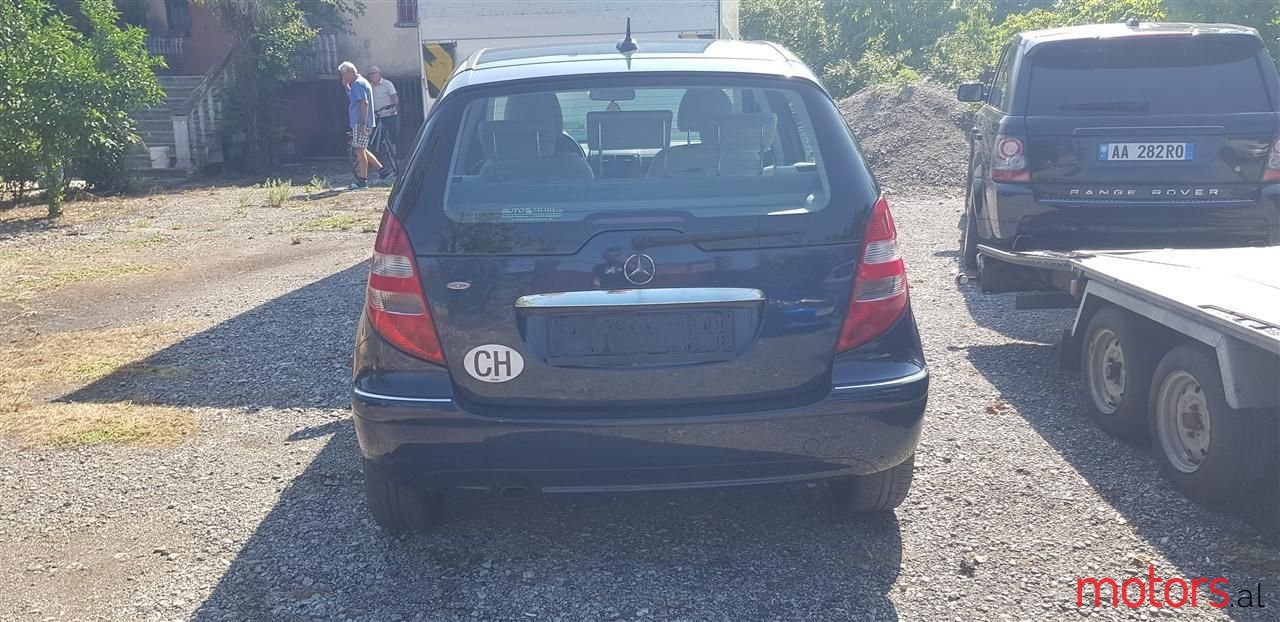 2005' Mercedes-Benz A 180 photo #4