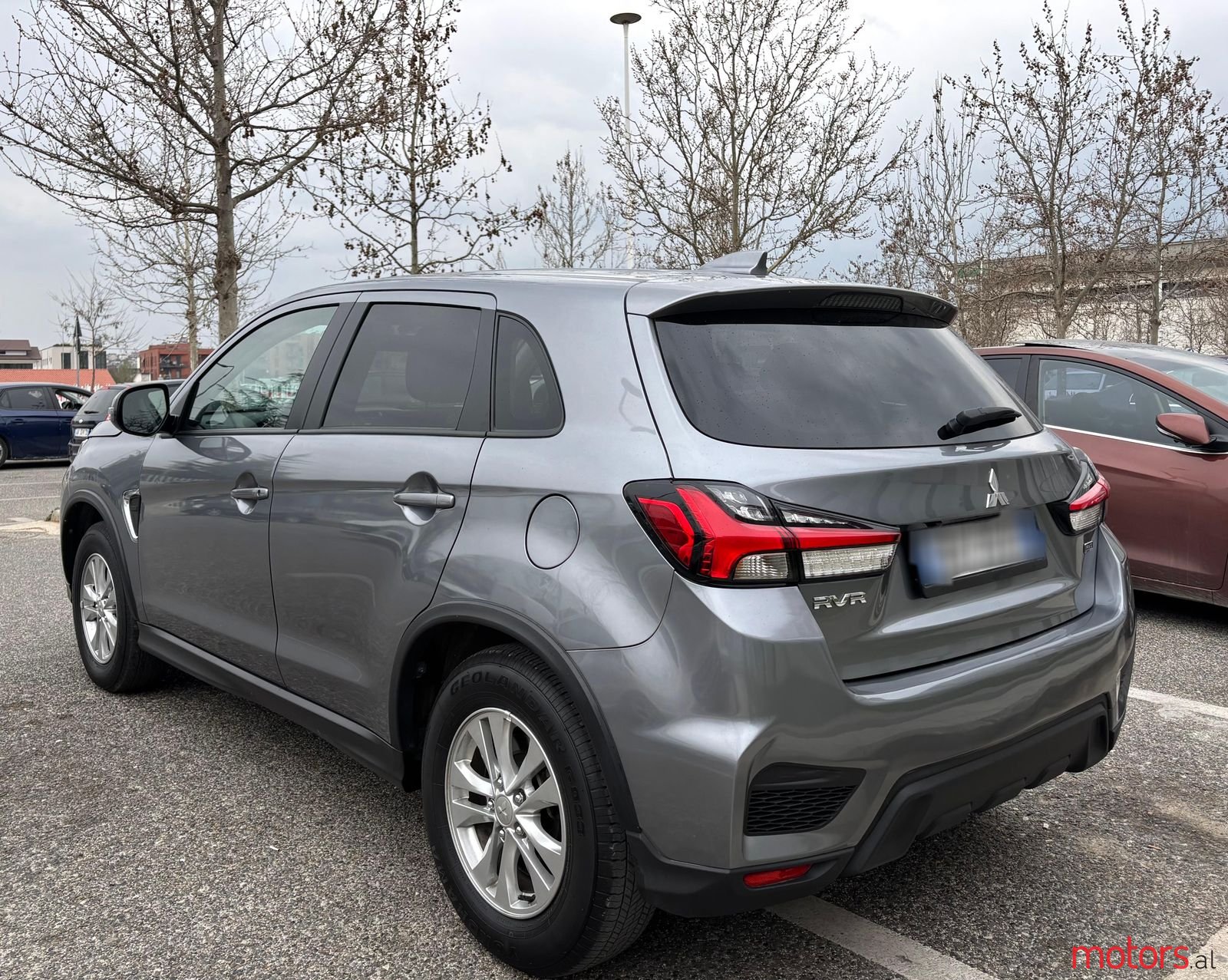 2024' Mitsubishi Outlander photo #5