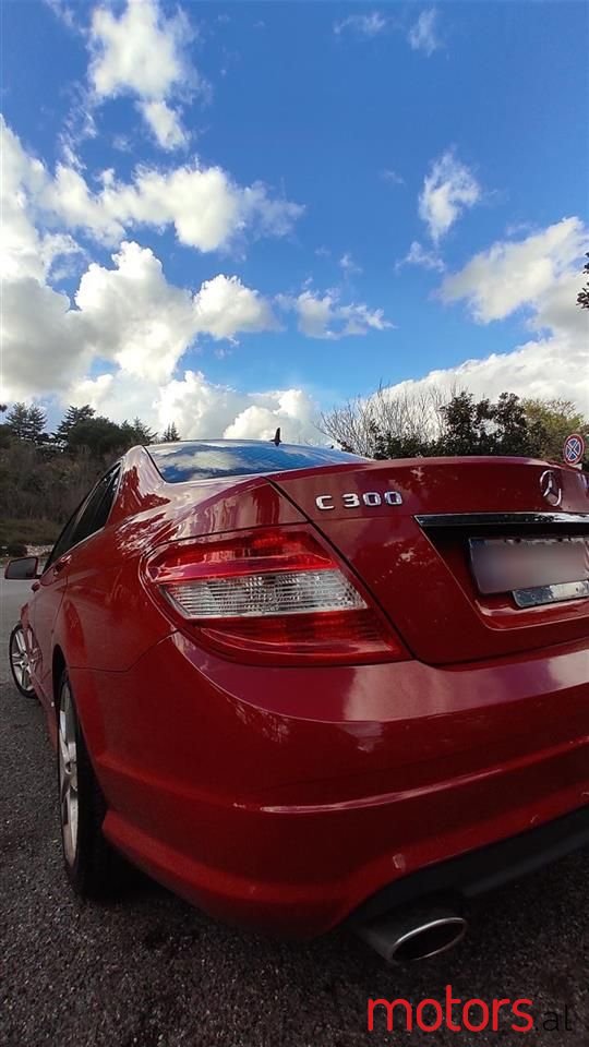 2010' Mercedes-Benz C 300 photo #4
