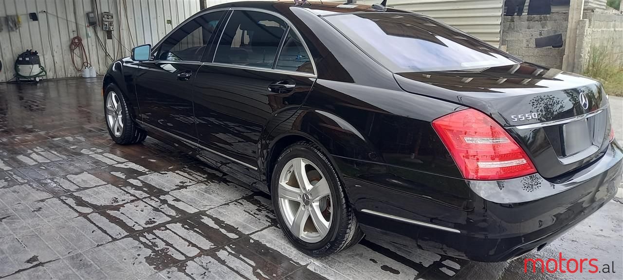 2010' Mercedes-Benz S 550 photo #3