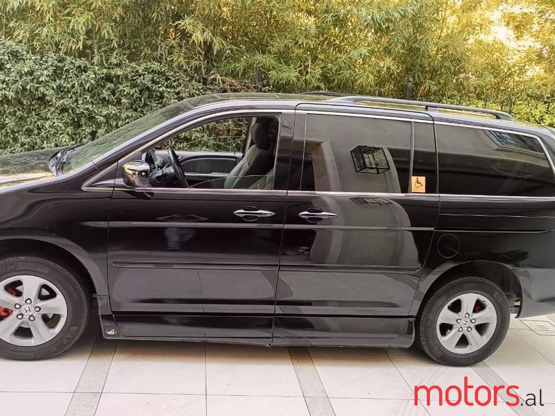 2010' Honda Odyssey photo #5