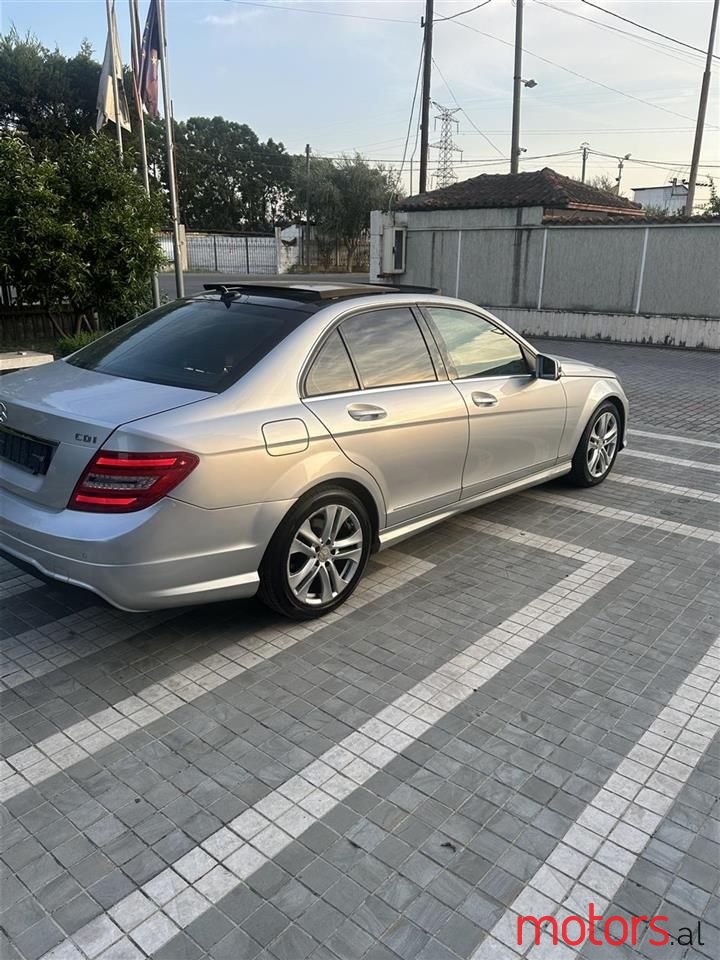 2013' Mercedes-Benz C 220 photo #3