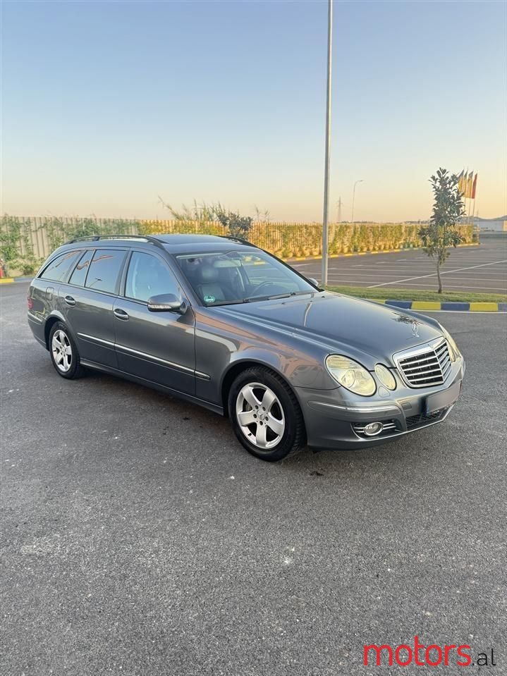 2006' Mercedes-Benz E 200 photo #6