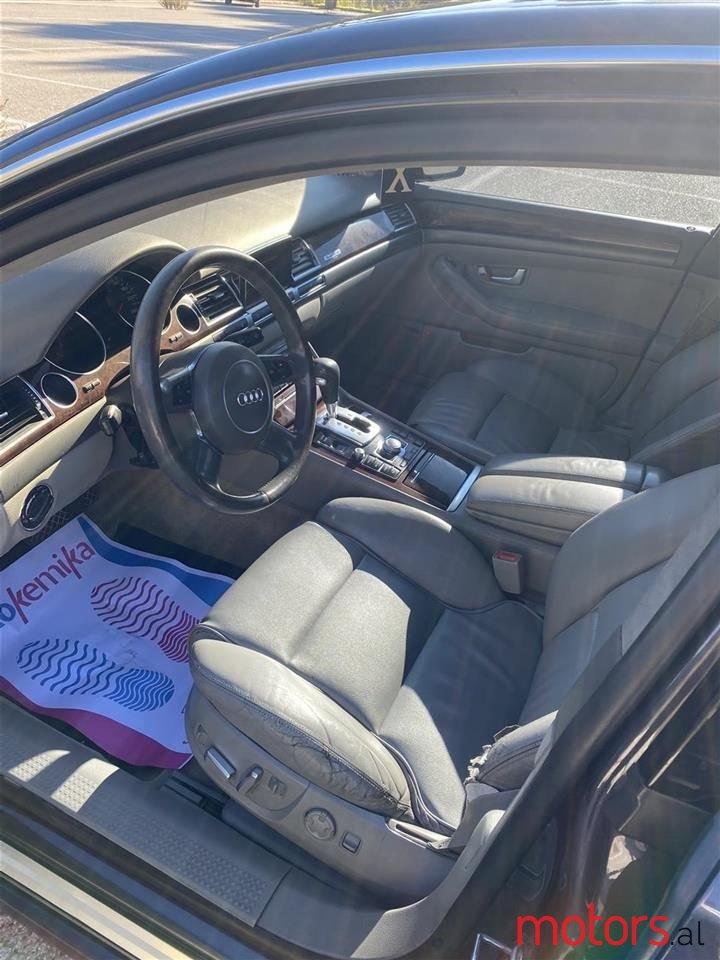 2005' Audi A8 photo #5