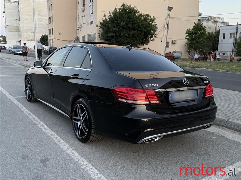 2015' Mercedes-Benz E 250 photo #4