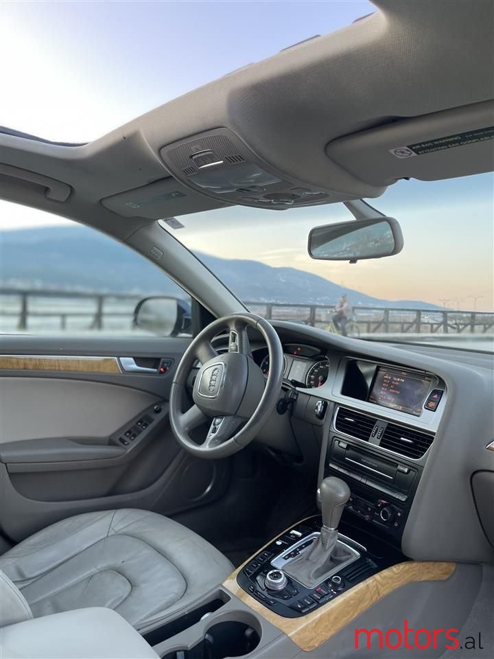 2010' Audi A4 photo #5