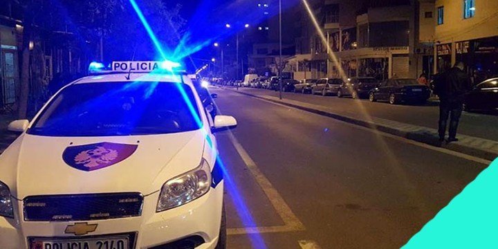 Durrës/ Drejtonte automjetin i dehur dhe shkakton aksident, plagosen dy pasagjerë