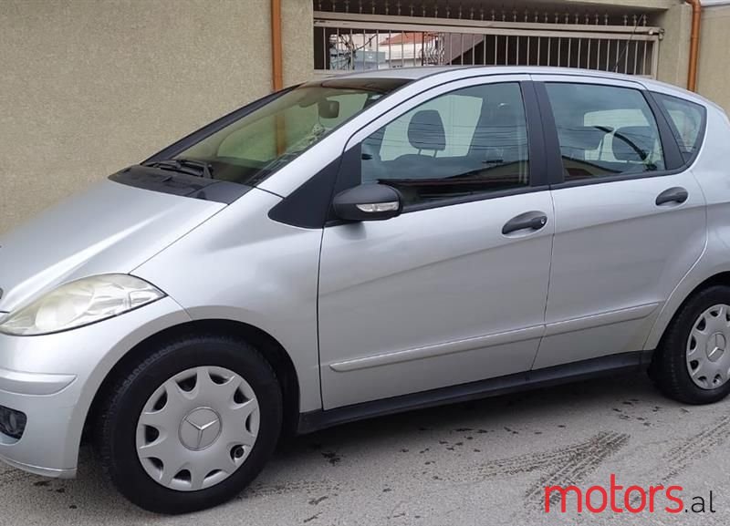 2008' Mercedes-Benz A 180 photo #1