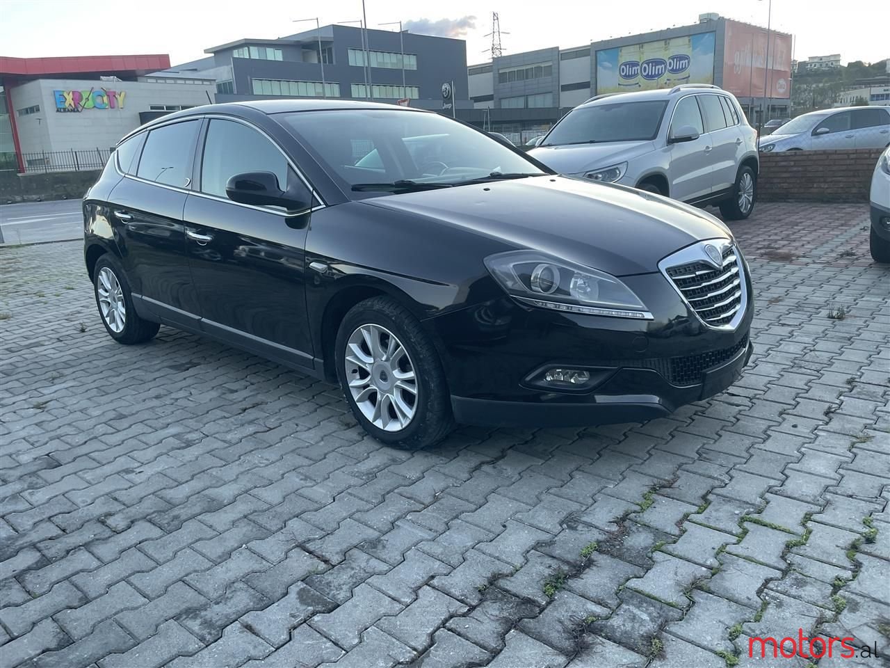 2012' Lancia Delta photo #3