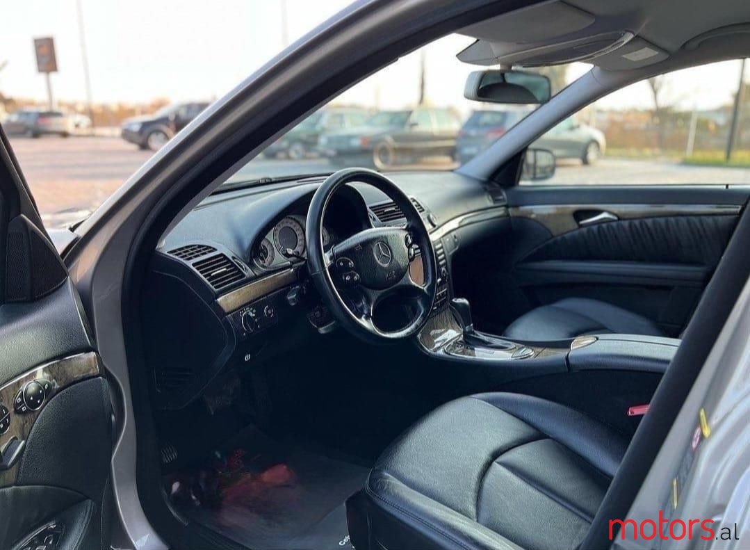 2007' Mercedes-Benz E 280 photo #4