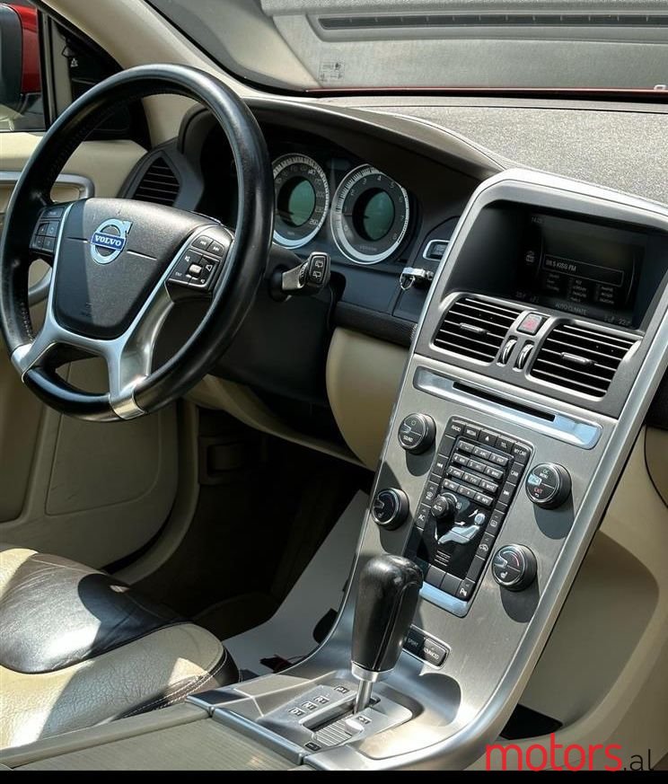 2011' Volvo Xc 60 photo #3