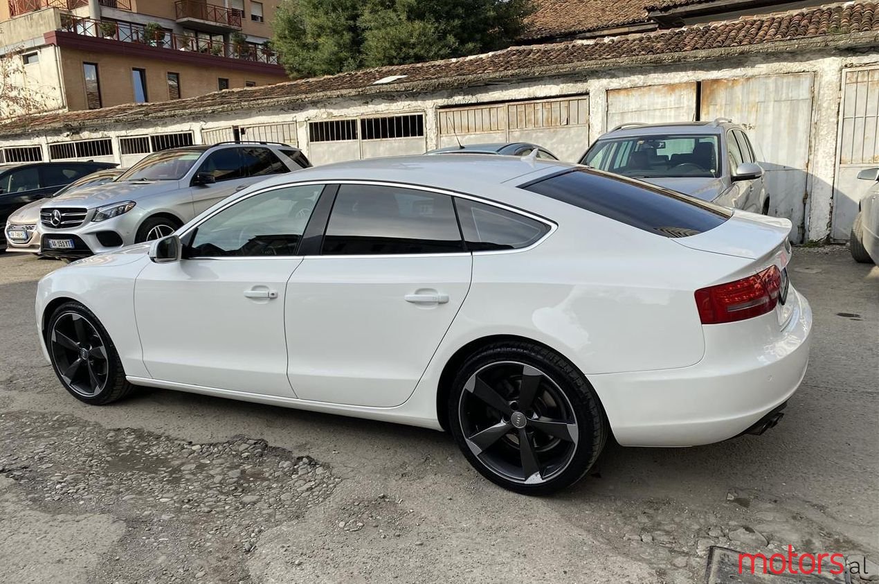 2010' Audi A5 photo #1