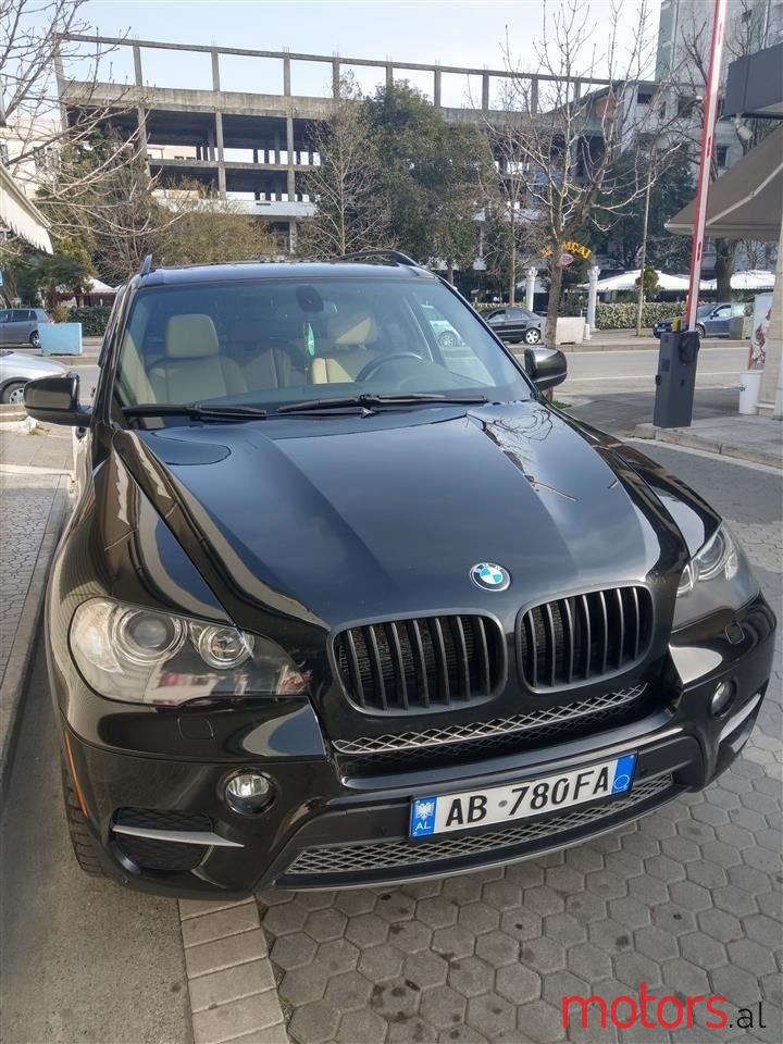 2011' BMW X5 photo #1
