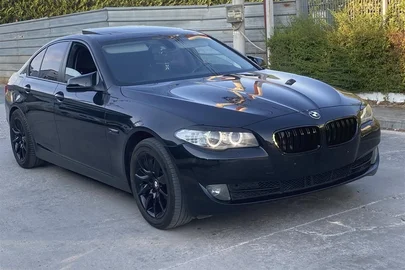 2011' BMW 528