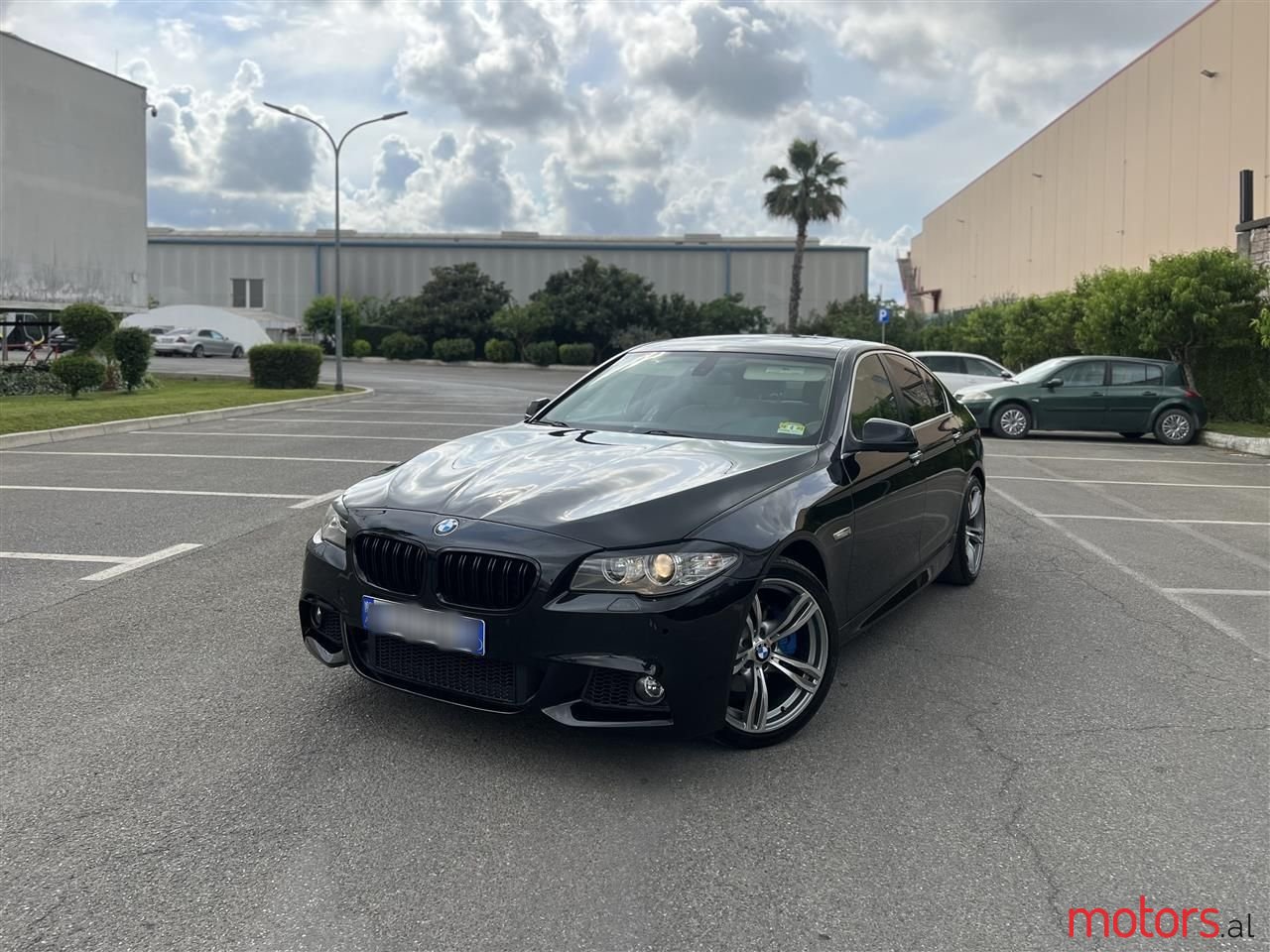 2012' BMW 528 photo #4