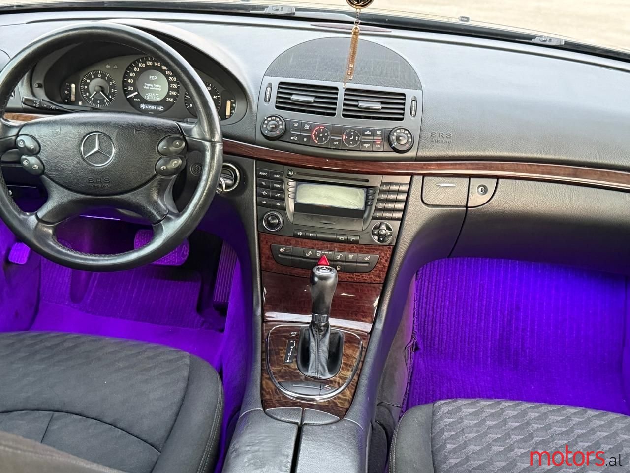 2005' Mercedes-Benz 220 photo #2