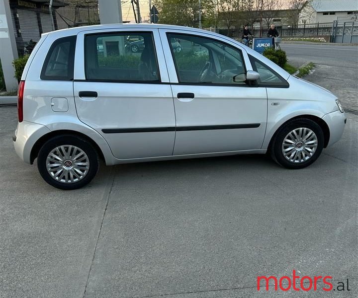 2008' Fiat Idea photo #2