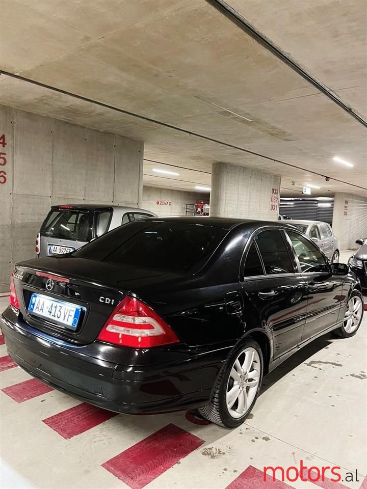 2004' Mercedes-Benz C 200 photo #5