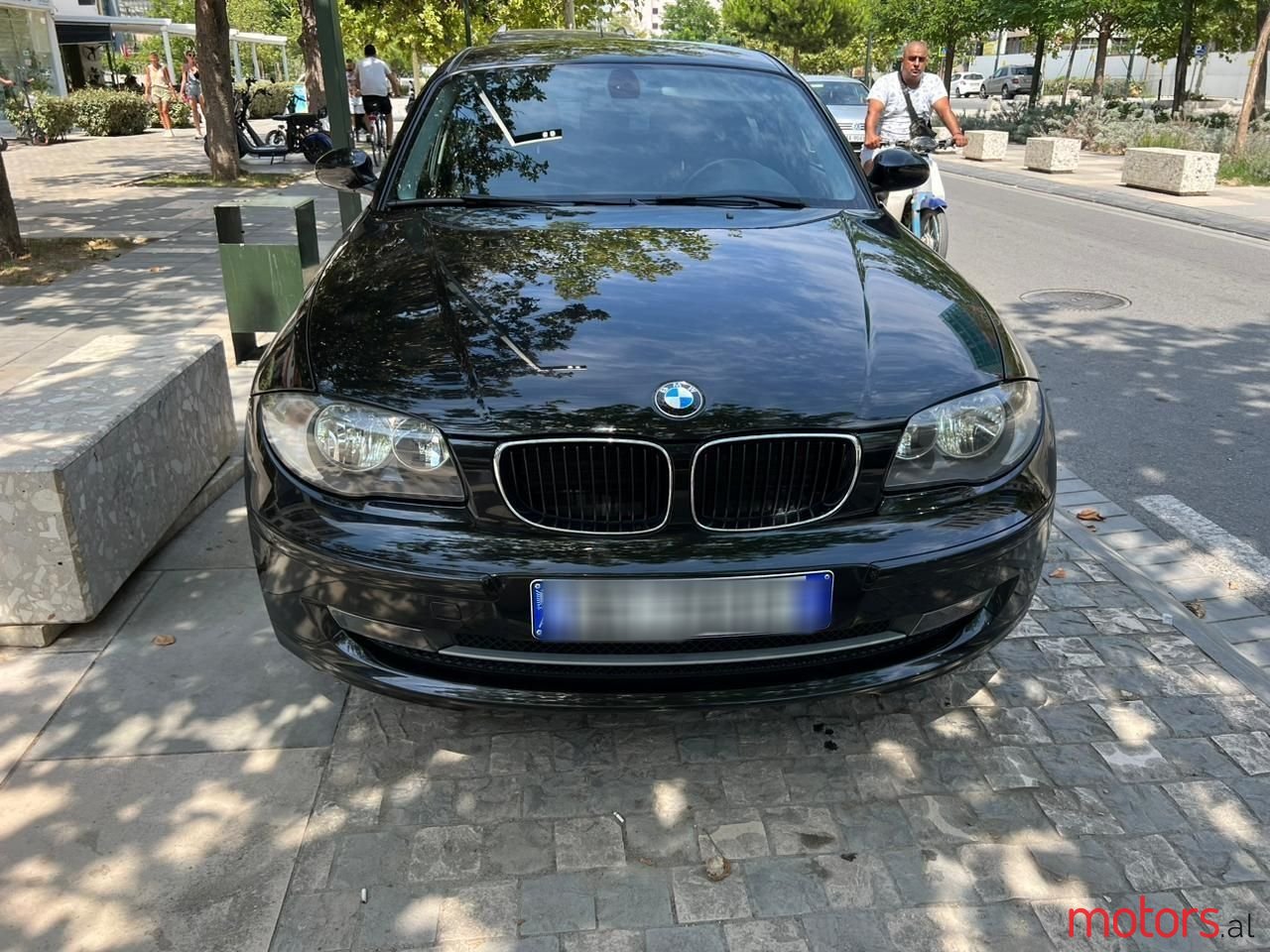 2011' BMW 116 photo #6