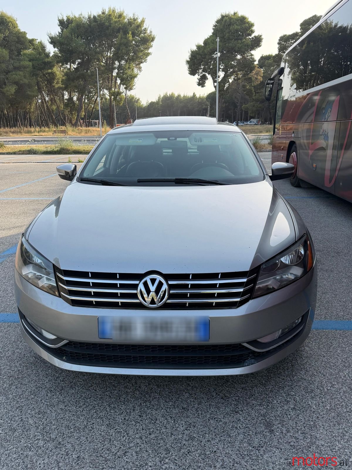 2013' Volkswagen Passat photo #6