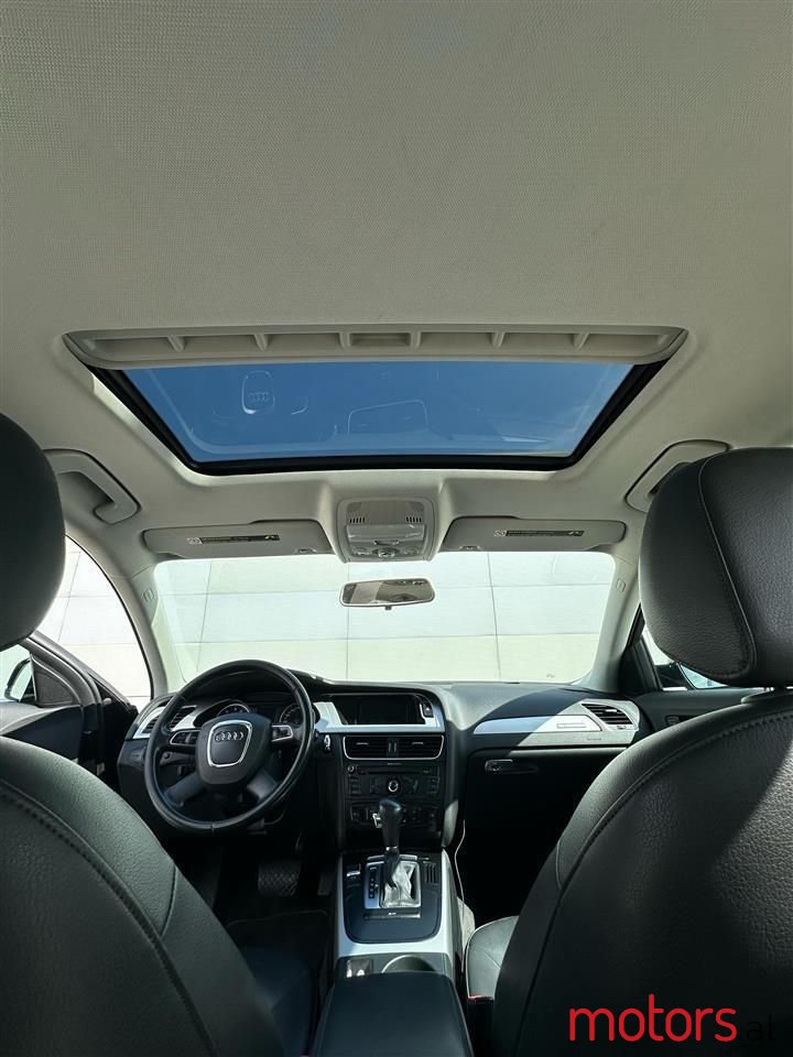 2012' Audi A4 photo #3