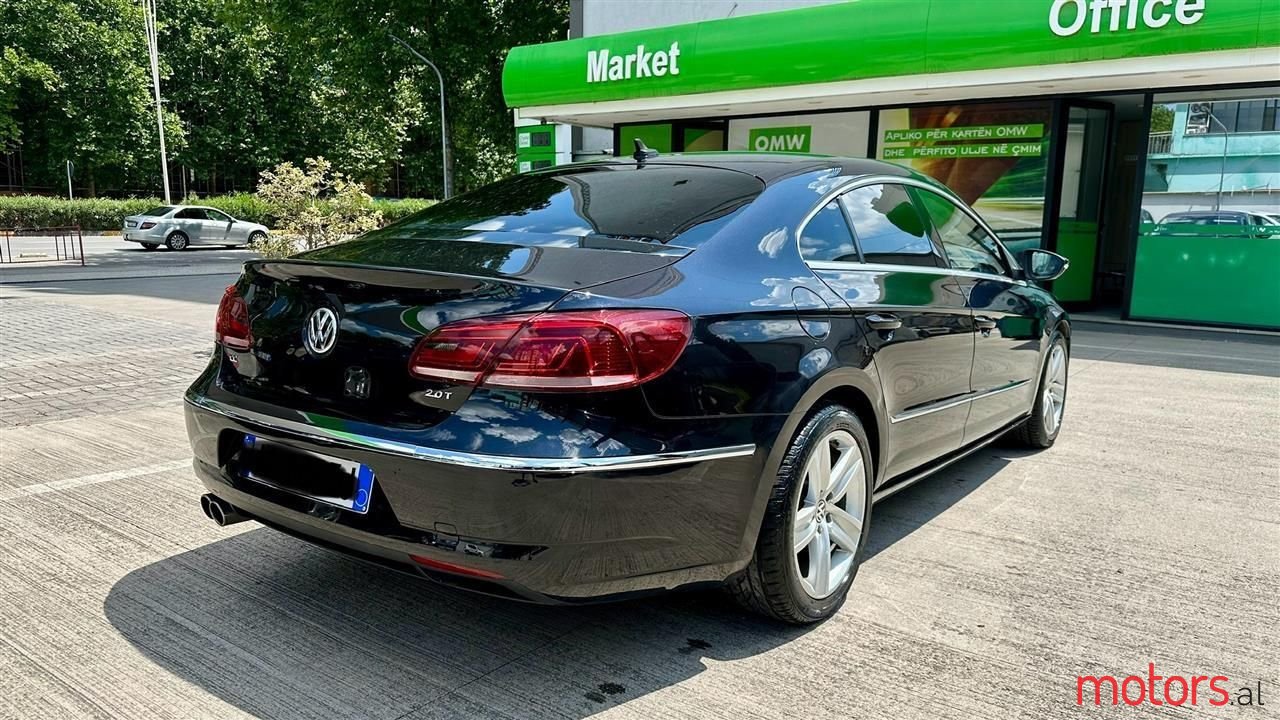 2013' Volkswagen Passat photo #4