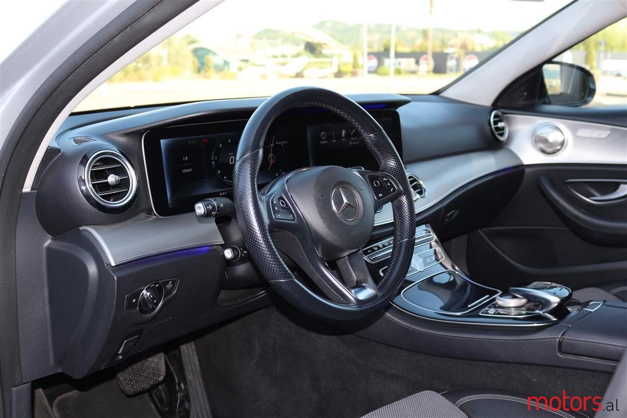 2016' Mercedes-Benz E 220 photo #5