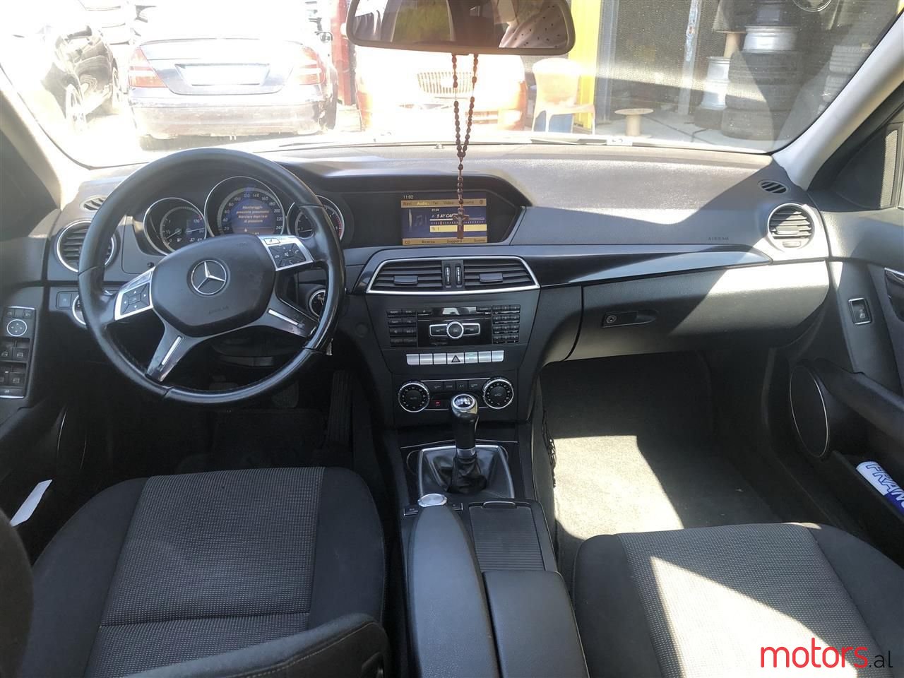 2011' Mercedes-Benz C 220 photo #5