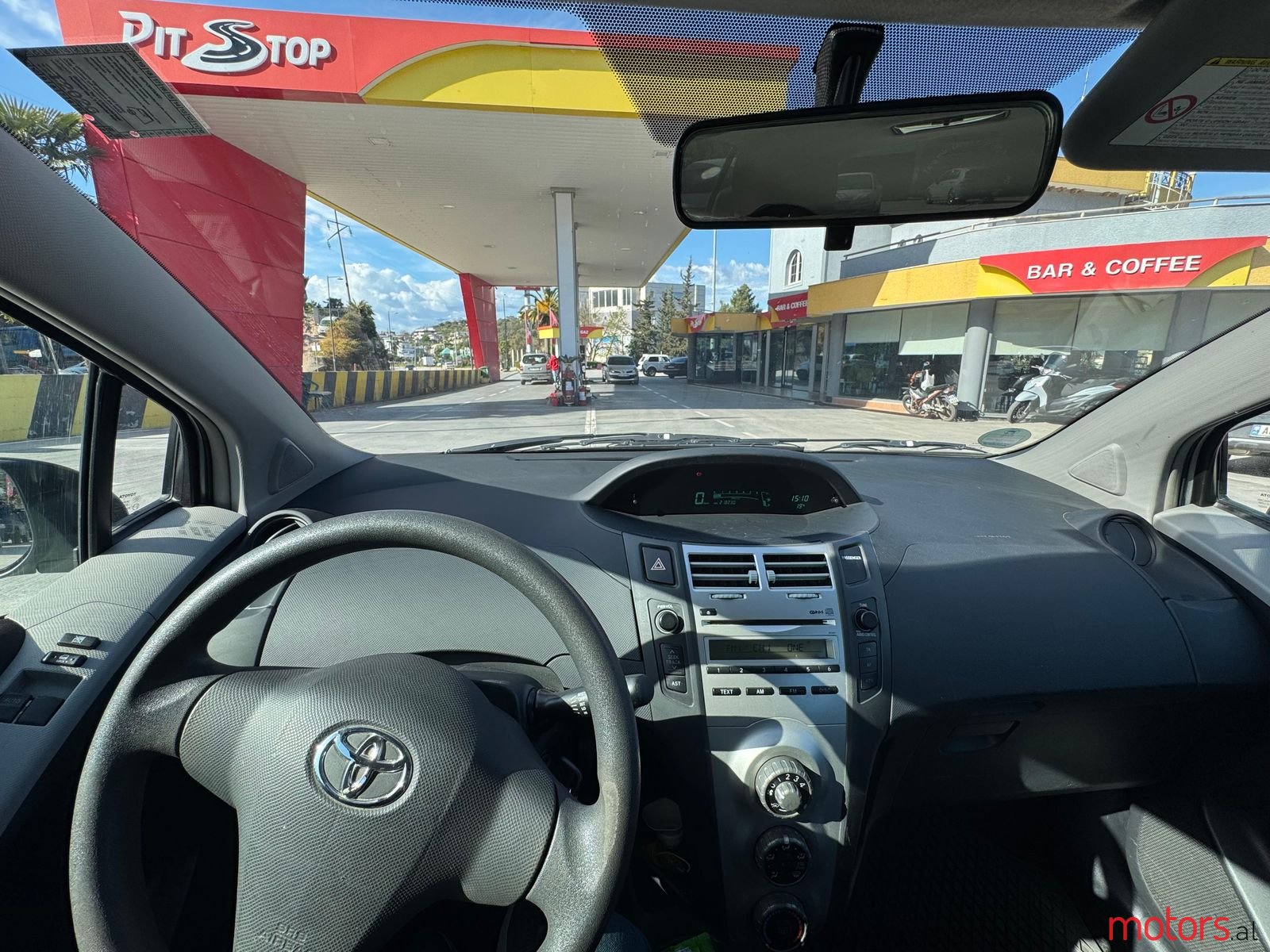 2007' Toyota Yaris photo #5