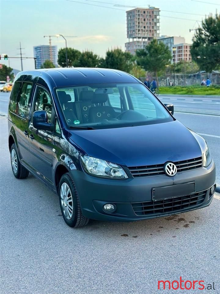 2012' Volkswagen Caddy photo #4