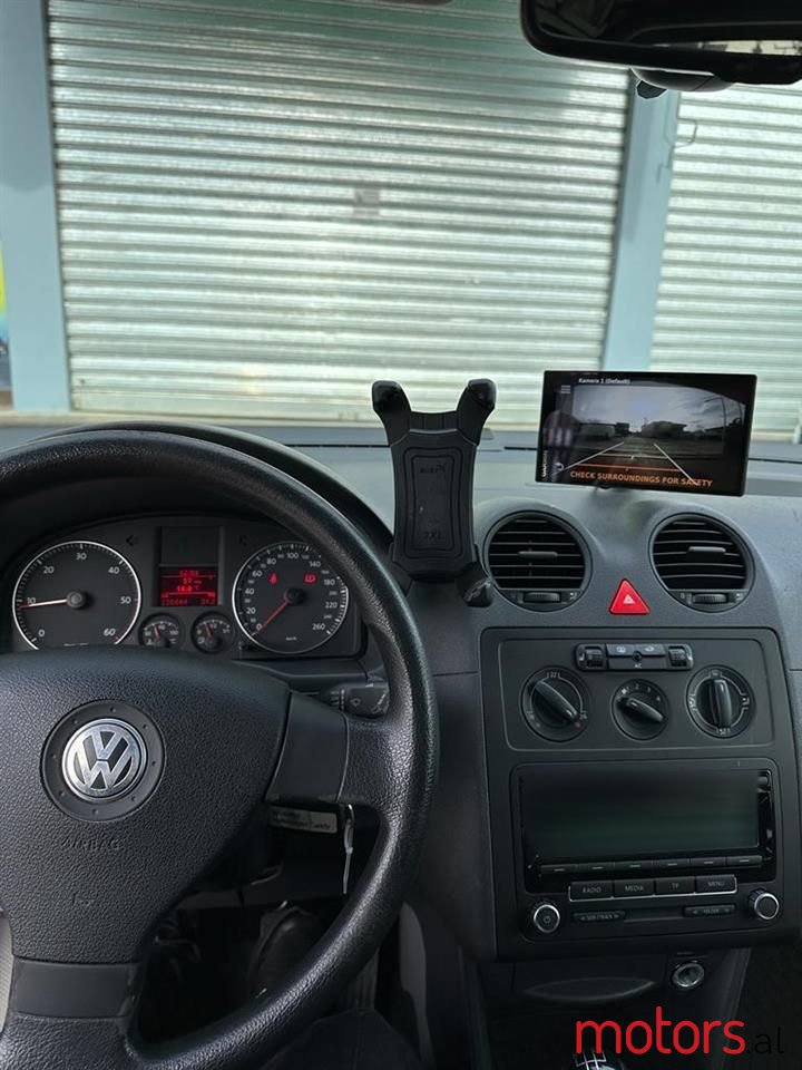 2010' Volkswagen Caddy photo #5