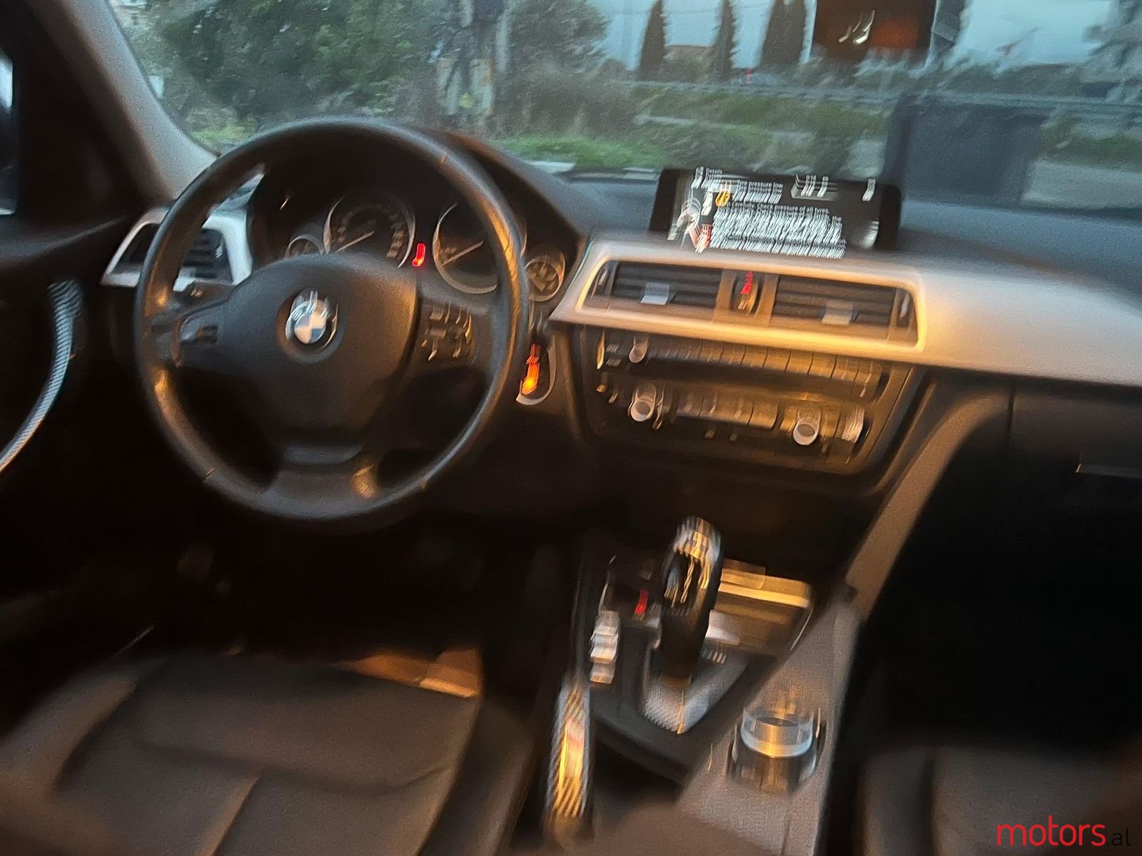 2016' BMW 320 photo #5