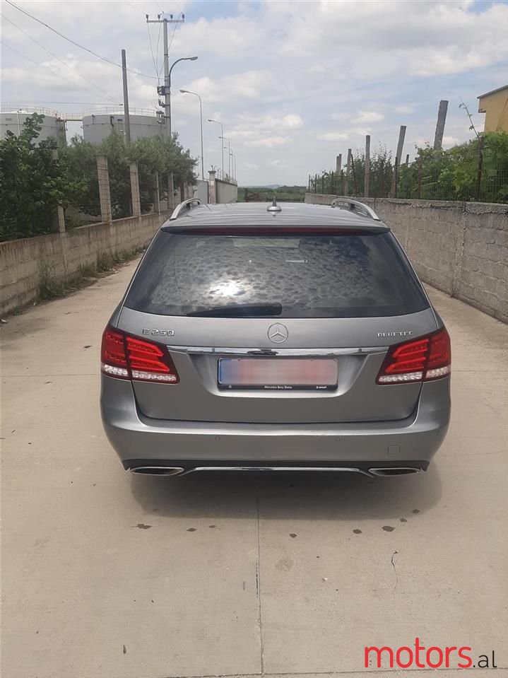 2015' Mercedes-Benz E 250 photo #6