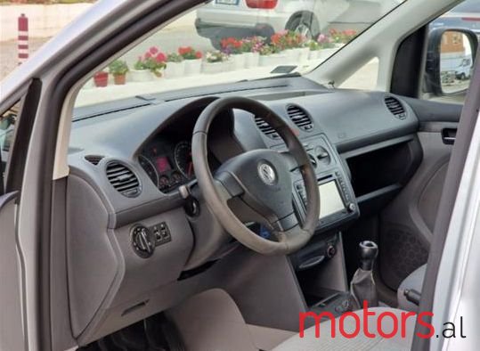 2009' Volkswagen Caddy photo #3