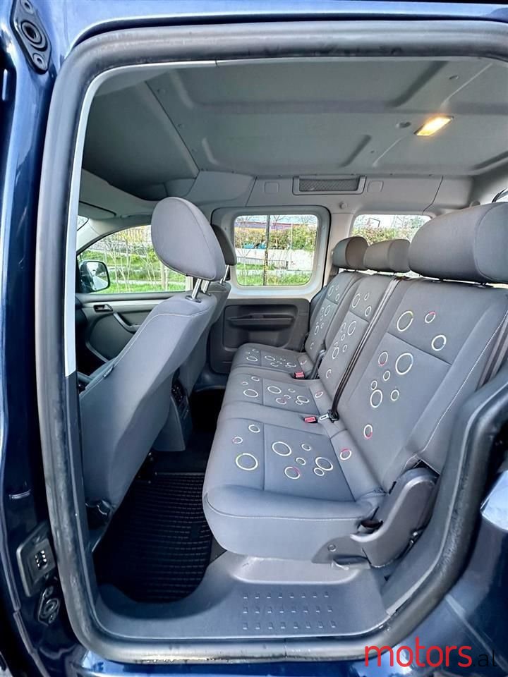 2012' Volkswagen Caddy photo #6