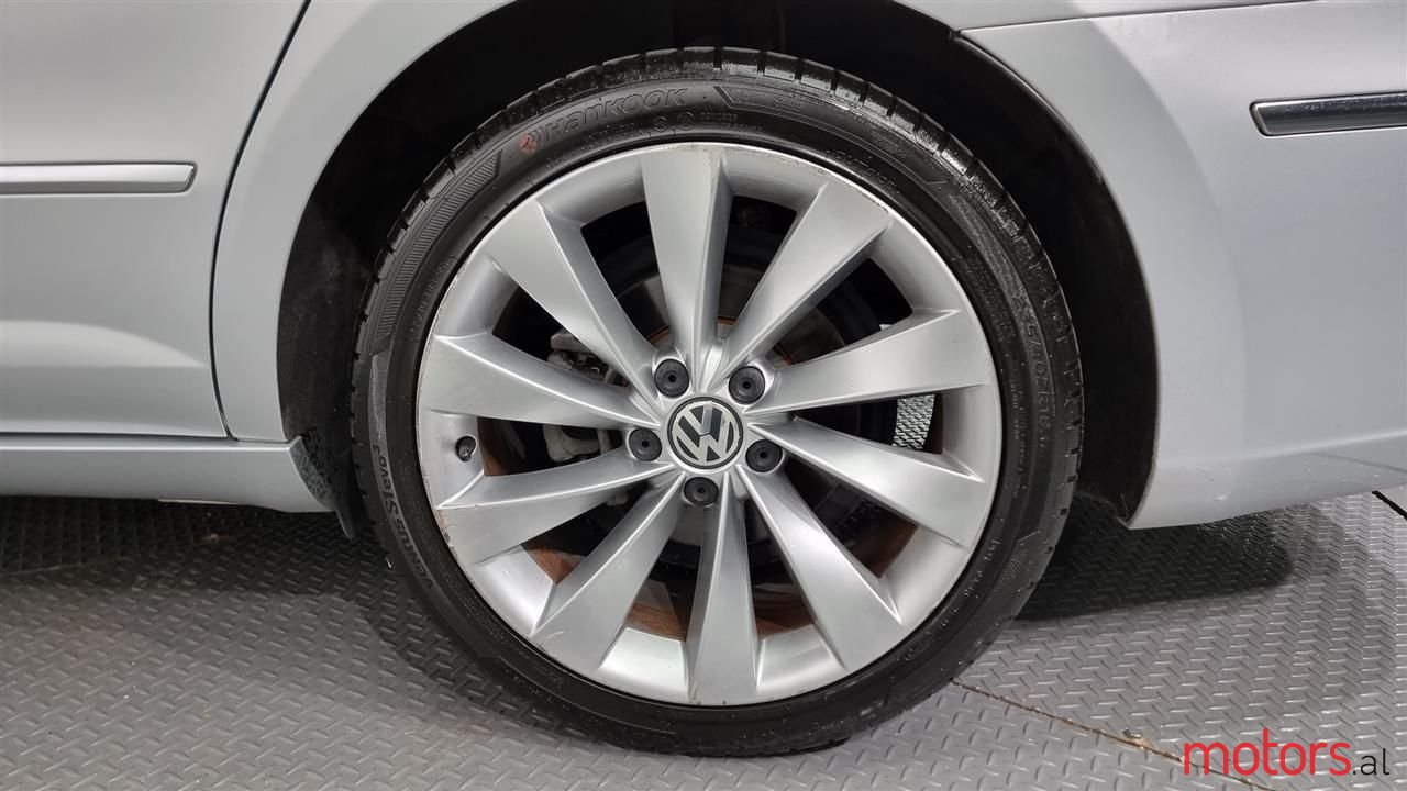 2014' Volkswagen photo #4