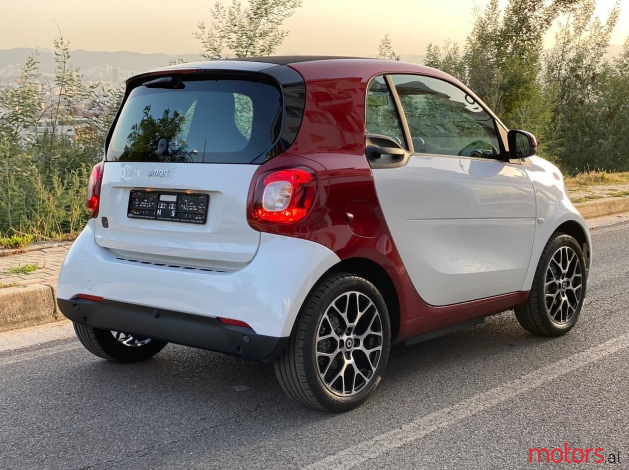 2020' Smart Fortwo photo #4