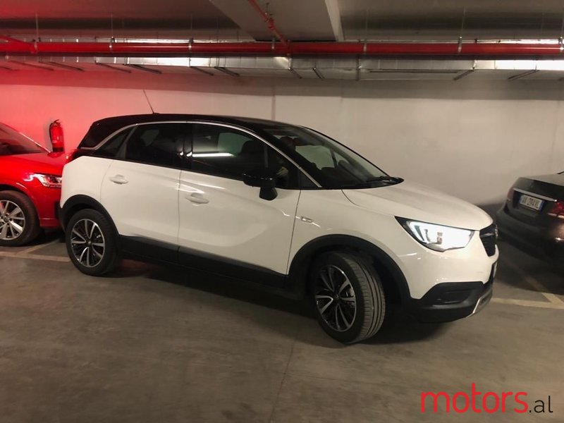 2019' Opel Crossland X photo #1